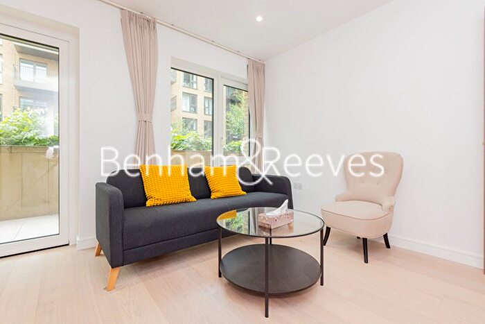 1 Bedroom Flat To Rent In Merrivale Terrace, Hammersmith, W6