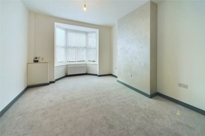 3 Bedroom Terraced House To Rent In Albert Road, Wellingborough, NN8