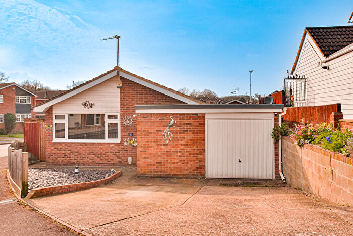 3 Bedroom Detached Bungalow For Sale In Woodview Road, Great Dunmow, CM6