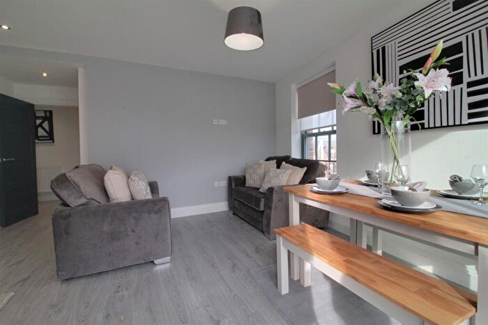2 Bedroom Apartment To Rent In Great Hampton Street, Jewellery Quarter, Birmingham, B18
