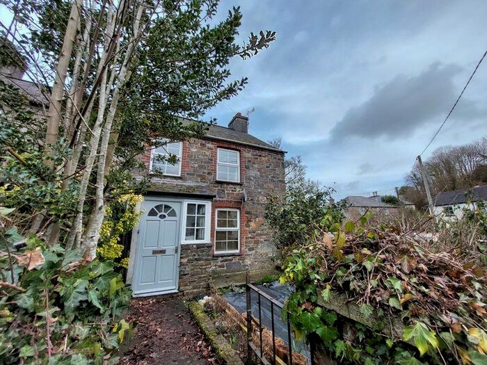 3 Bedroom Cottage For Sale In Characterful End Of Terrace Cottage In Chillaton, PL16