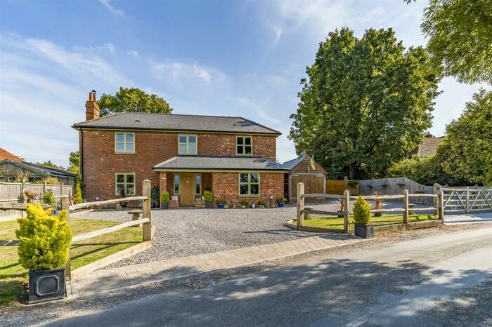 4 Bedroom Detached House For Sale In Copse Lane, Hayling Island, PO11