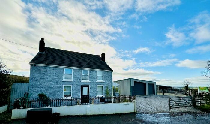 4 Bedroom Detached House For Sale In Herberdeg Road, Pontyates, Llanelli, SA15