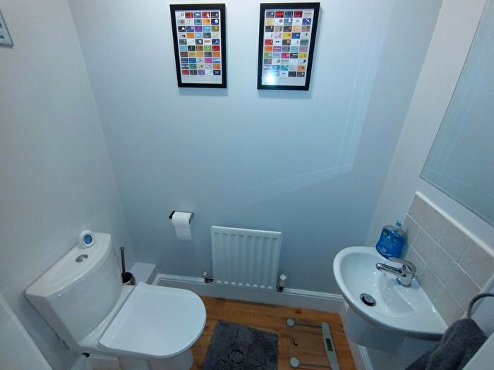 4 Bedroom Detached House For Sale In The Lovatts, Kidsgrove, Stoke-On-Trent, ST7
