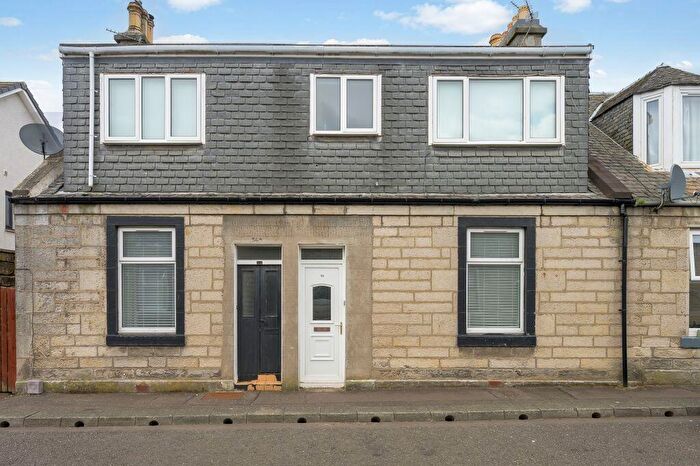 2 Bedroom Flat For Sale In Grieve Street, Dunfermline, KY12