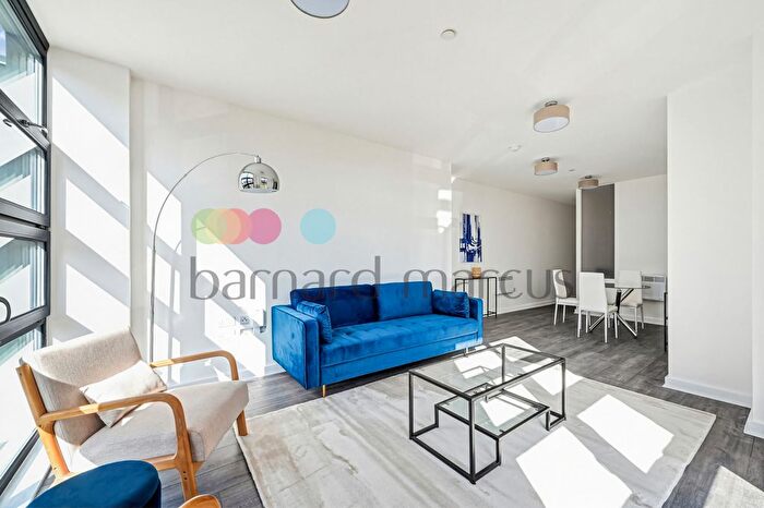 Studio To Rent In Purley Way, Croydon, CR0