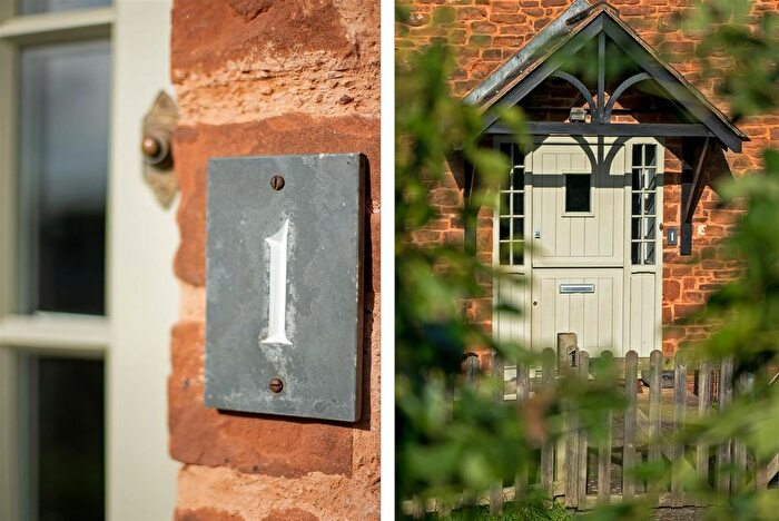 4 Bedroom Barn Conversion For Sale In Poltimore Court, Moor Lane, Poltimore, Exeter, EX4