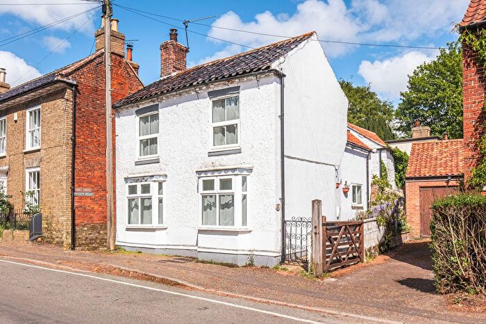 2 Bedroom Detached House For Sale In High Street, Foulsham, Dereham, NR20