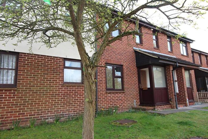 1 Bedroom Maisonette For Sale In Marlborough Way, Billericay, CM12