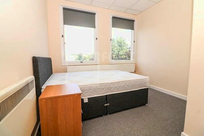 Studio To Rent In Colonnade House, Sunbridge Road, BD1