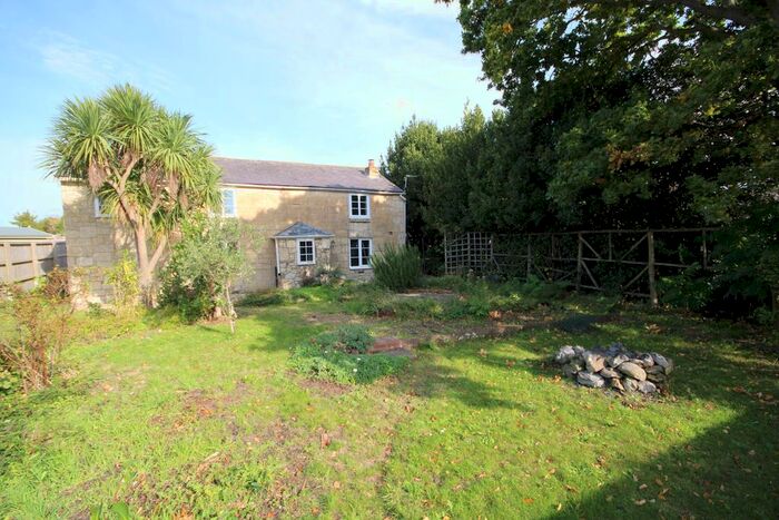 4 Bedroom Cottage To Rent In Colwell Road, Freshwater, PO40