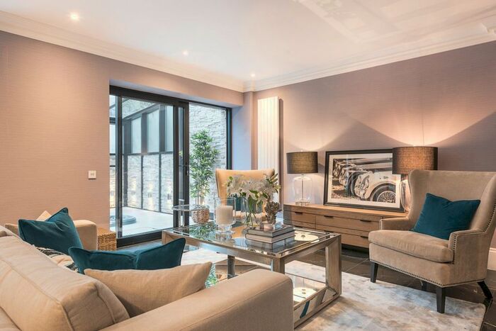 4 Bedroom Terraced House To Rent In Blandford Street, London, W1U