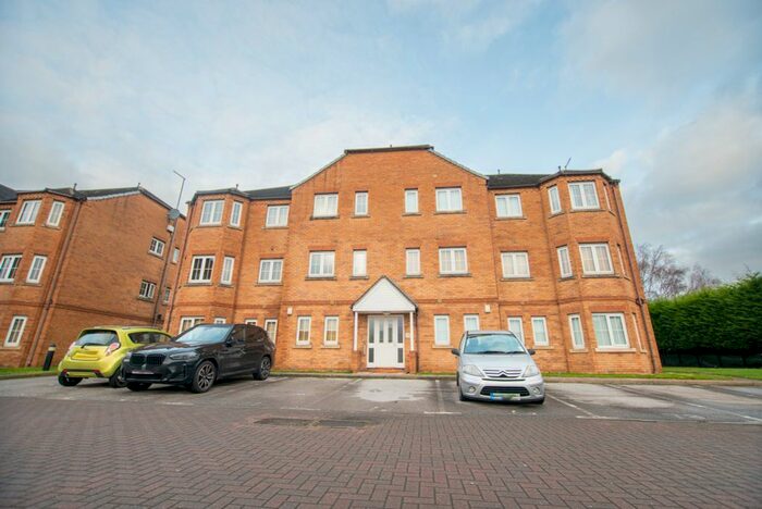 2 Bedroom Flat To Rent In Chandlers Court, Hull, HU9