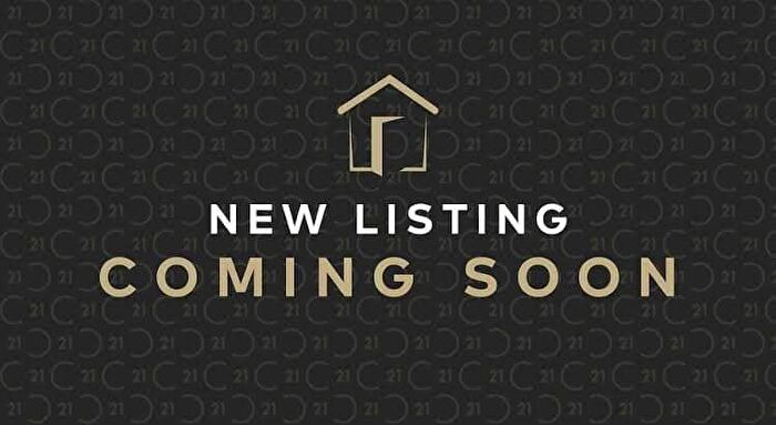 4 Bedroom Semi Detached House To Rent In Lansbury Drive, UB4