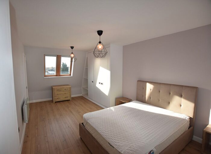 1 Bedroom Flat To Rent In Welling High Street, Welling, DA16