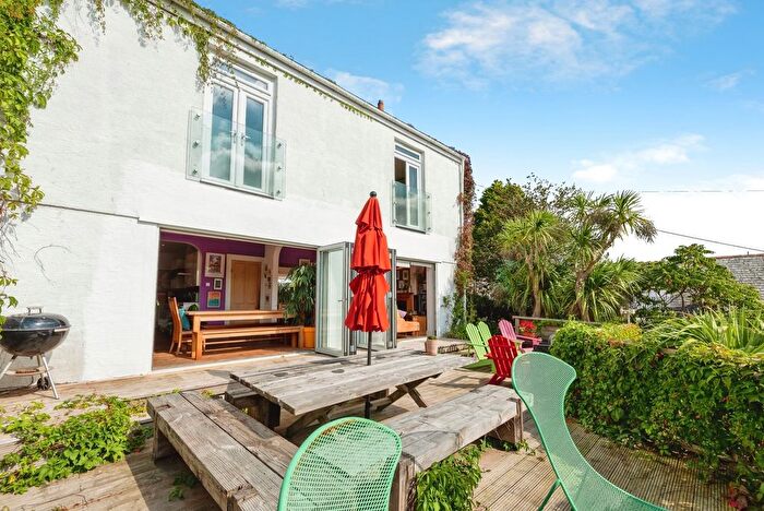 5 Bedroom Semi Detached House For Sale In Egloshayle Road, Wadebridge, Cornwall, PL27