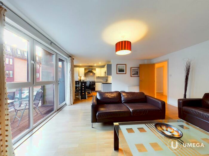 2 Bedroom Flat To Rent In Lochrin Place, Fountainbridge, Edinburgh, EH3