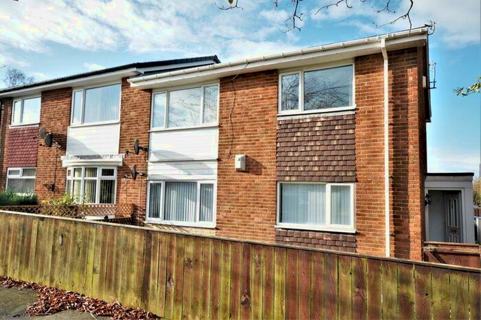 2 Bedroom Flat To Rent In Bosworth, Killingworth, NE12