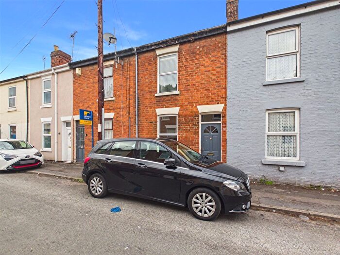 2 Bedroom Terraced House For Sale In New Street, Gloucester, Gloucestershire, GL1