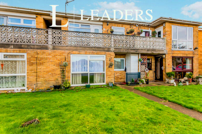 2 Bedroom Property To Rent In Sunningdale Close, PE24