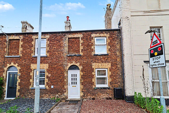 2 Bedroom Terraced House For Sale In Railway Road, Downham Market, Norfolk, PE38