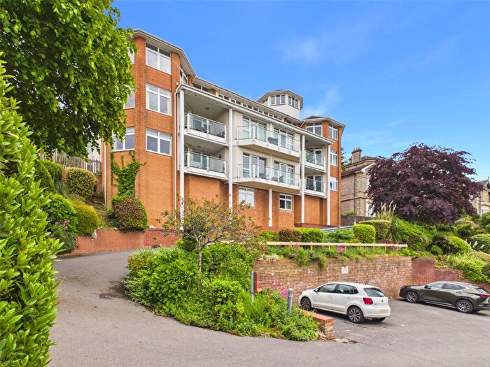 2 Bedroom Apartment For Sale In South Road, Weston-super-Mare, North Somerset, BS23