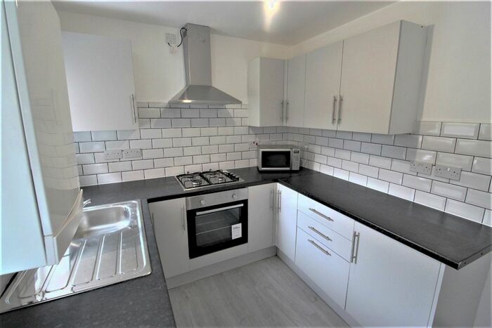2 Bedroom Flat To Rent In Kingsway, Coventry, CV2