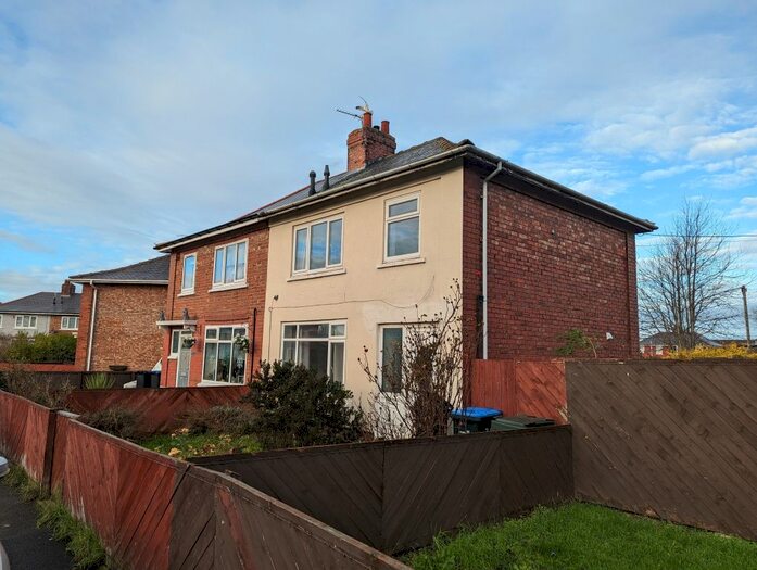 3 Bedroom Semi-Detached House To Rent In Berwick Hills Avenue, Middlesbrough, TS3