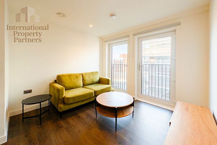 1 Bedroom Flat To Rent In Waterhouse Apartments, Worrall Street, Salford, M5