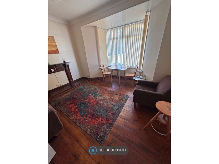 1 Bedroom Flat To Rent In Mount Pleasant, Swansea, SA1