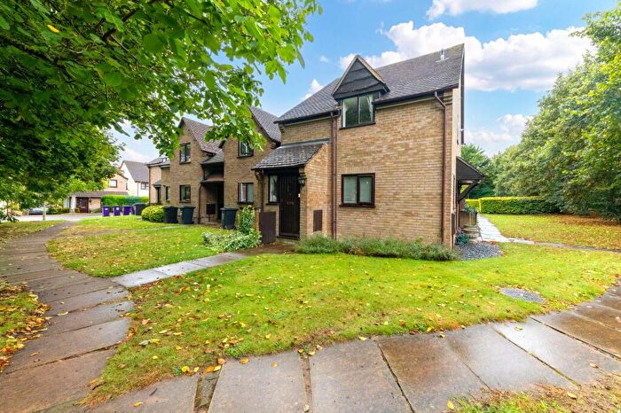 1 Bedroom Maisonette For Sale In King James Way, Royston, SG8