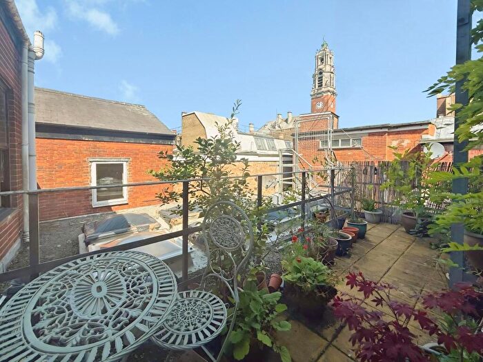 1 Bedroom Apartment To Rent In Trinity Square, Colchester, CO1
