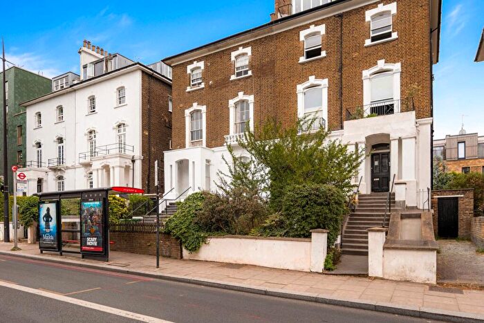 2 Bedroom Apartment For Sale In Camden Road, London, NW1