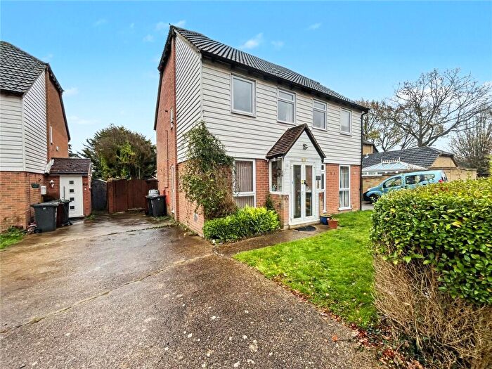 2 Bedroom Semi Detached House For Sale In Hepplewhite Mews, Walderslade Woods, Kent, ME5