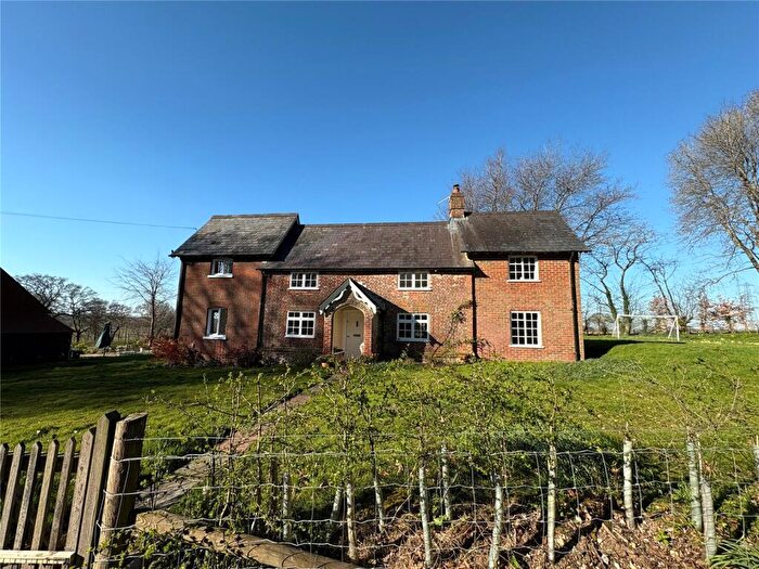 4 Bedroom Detached House To Rent In Colemore, Alton, Hampshire, GU34