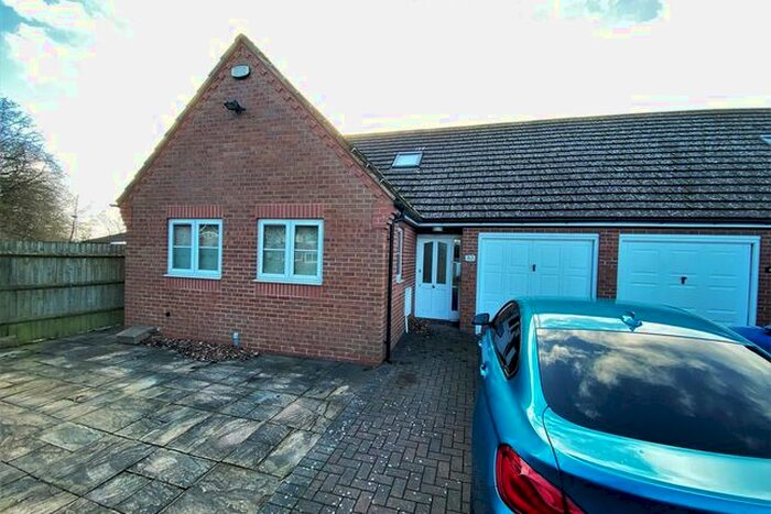 4 Bedroom Bungalow To Rent In Northbrook Road, Shirley, Solihull, B90