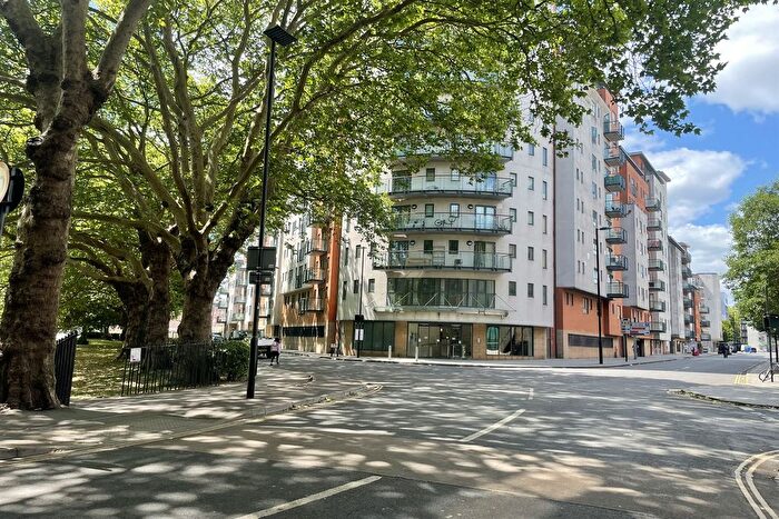 2 Bedroom Flat To Rent In Oceana Boulevard, SO14