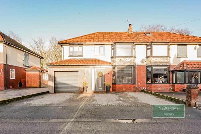 4 Bedroom Semi-Detached House For Sale In Marlwood Road, Bolton, BL1