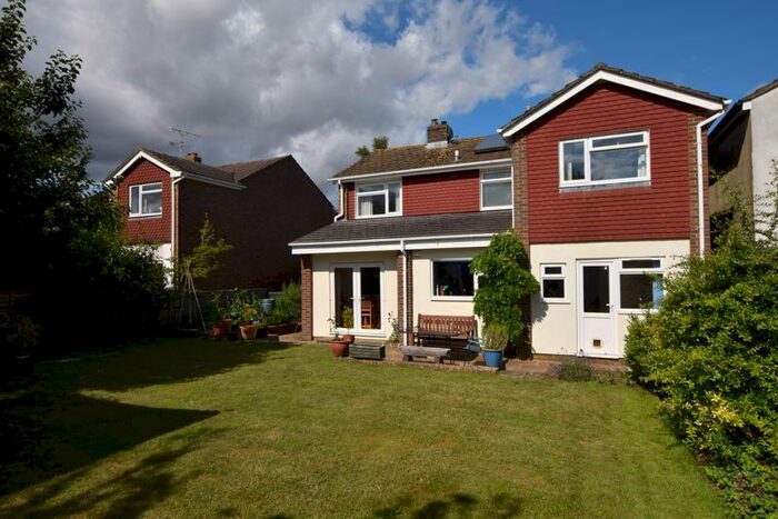 5 Bedroom Detached House To Rent In Complins, Holybourne, Alton, Hampshire, GU34