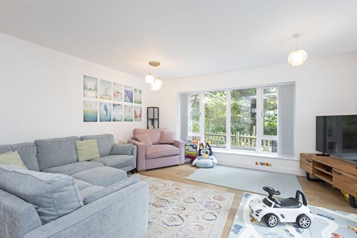 2 Bedroom Flat For Sale In Ashford Road, Tenterden, TN30