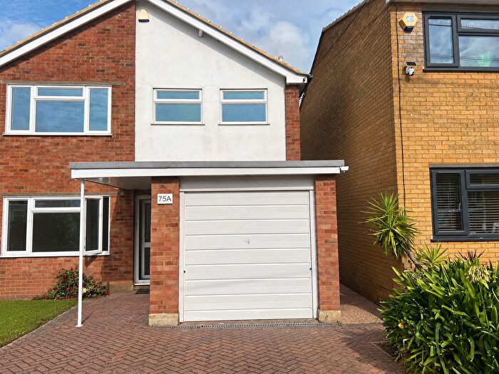 3 Bedroom Detached House To Rent In Cliff Gardens, Minster-On-Sea, ME12