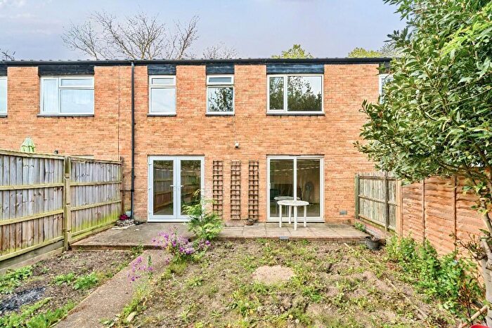3 Bedroom Terraced House For Sale In Lisle Walk, Cambridge, Cambridgeshire, CB1