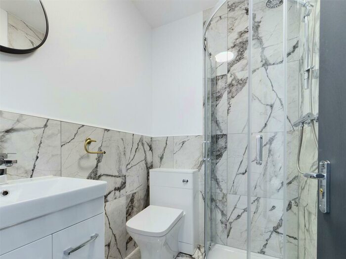 Apartment To Rent In Castle Street, Brighton, BN1