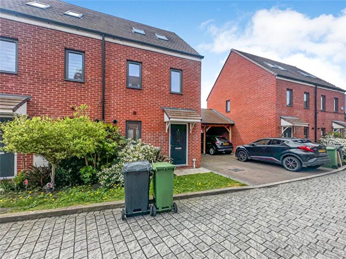 2 Bedroom Semi-Detached House To Rent In Chalk Dene, Castle Hill, Ebbsfleet Valley, Swanscombe, DA10