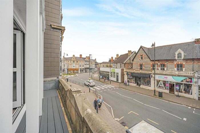 1 Bedroom Apartment For Sale In Windsor Lofts, Penarth, CF64