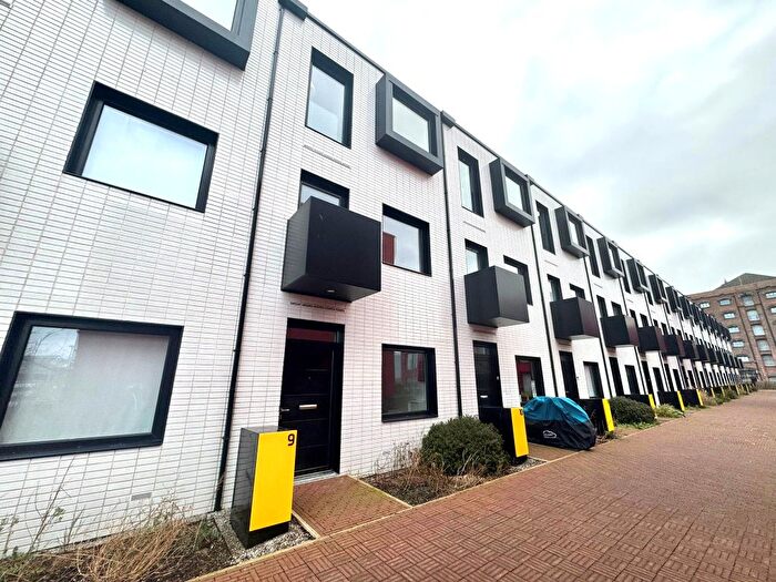 3 Bedroom Property To Rent In Redbridge Quay, Birkenhead, CH41