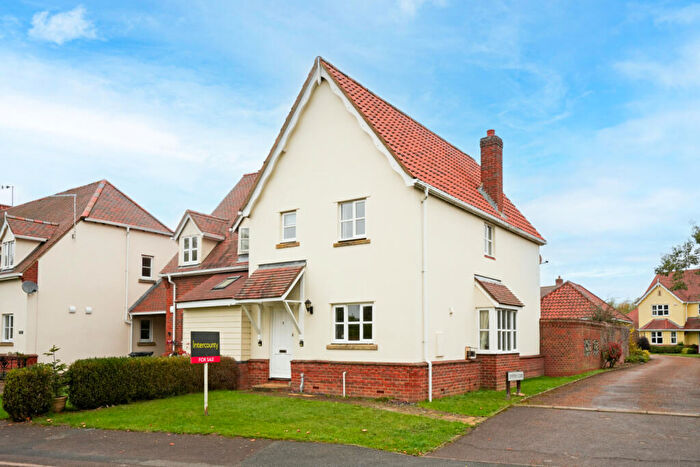 3 Bedroom Semi-Detached House For Sale In The Green, Chrishall, Royston, Essex, SG8
