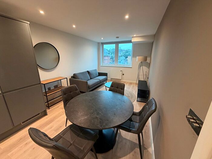 1 Bedroom Flat To Rent In Marlowes, Hemel Hempstead, HP1