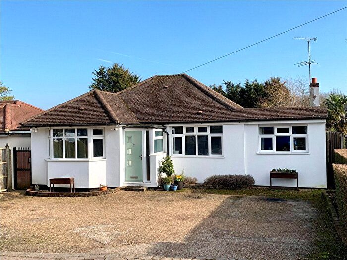 3 Bedroom Detached House For Sale In Old Tye Avenue, Biggin Hill, Westerham, TN16