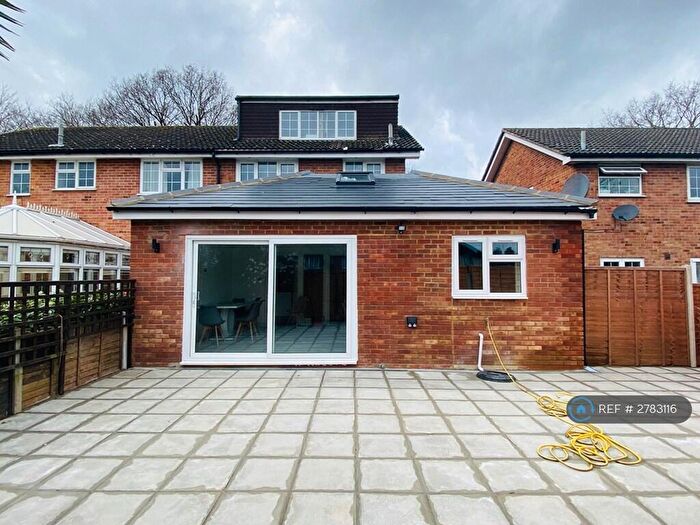 4 Bedroom Semi Detached House To Rent In Southway, Guildford, GU2